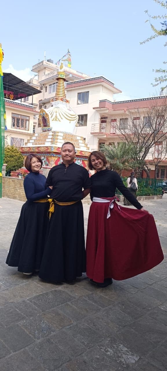 A devotional music offering for Khen Rinpoche's enthronement